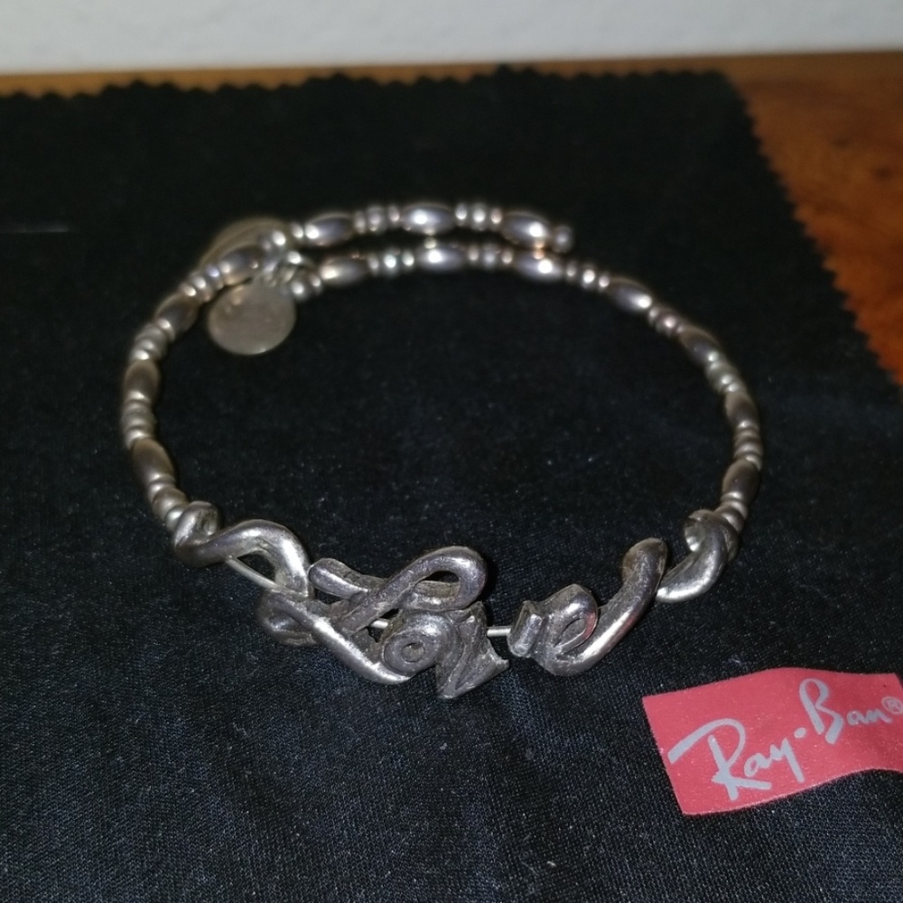 Alex and Ani "Love" scroll bracelet ‼Broken‼